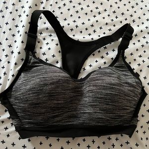 Victoria’s Secret Incredible Sports Bra, 32B